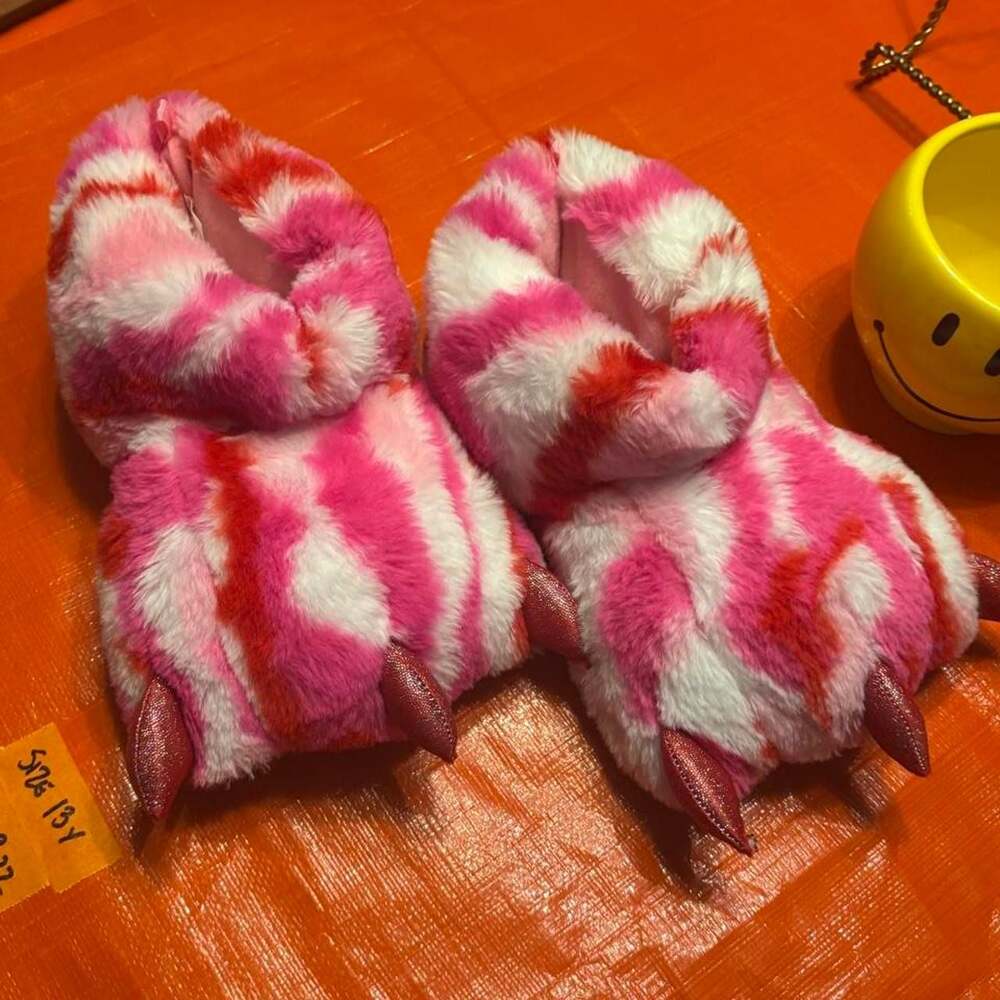 Wonder Nation Pink White Tie Dye Monster Claw Slippers
